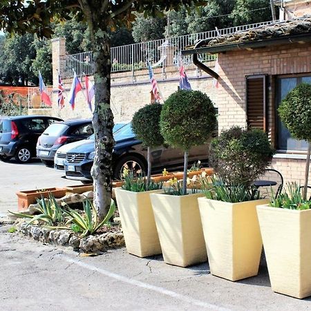 Hotel Porta Romana Di Luce Hotels เซียนา ภายนอก รูปภาพ