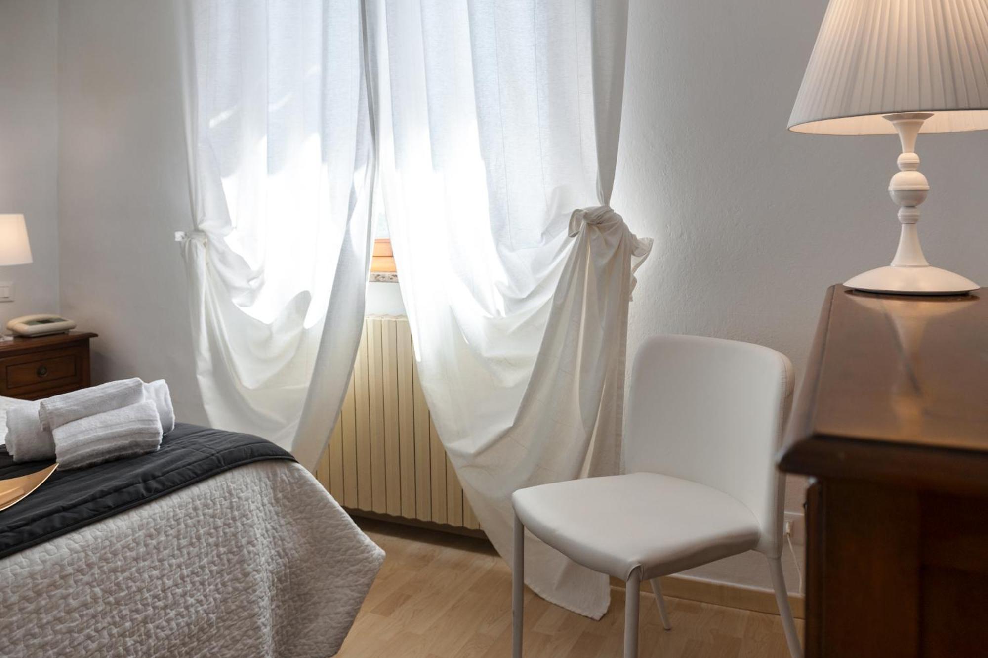 Hotel Porta Romana Di Luce Hotels เซียนา ภายนอก รูปภาพ