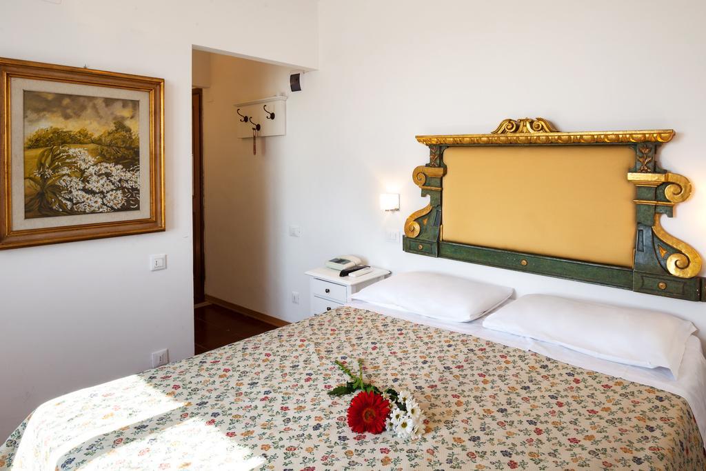 Hotel Porta Romana Di Luce Hotels เซียนา ภายนอก รูปภาพ