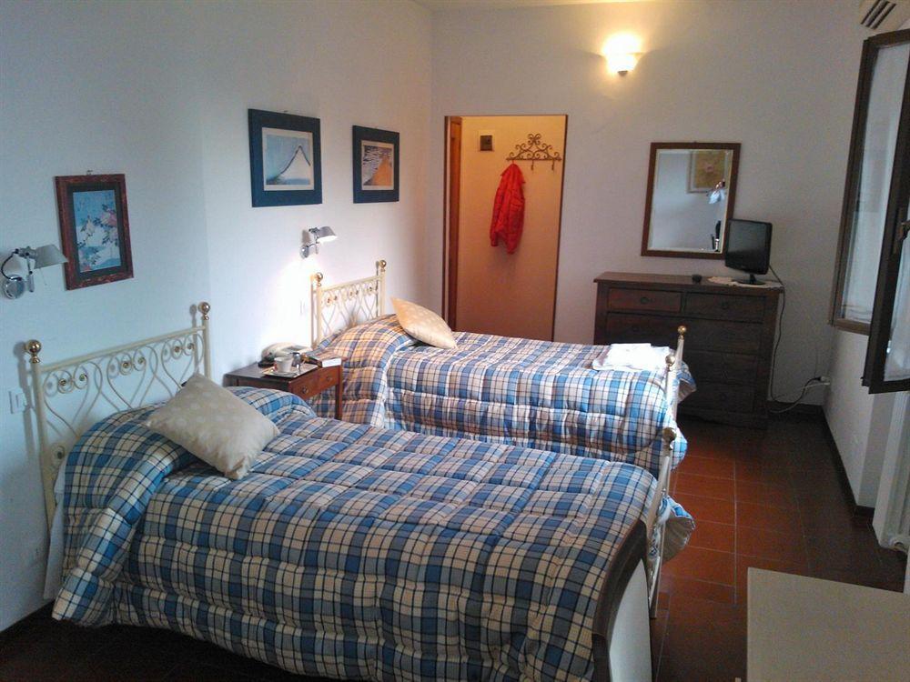 Hotel Porta Romana Di Luce Hotels เซียนา ภายนอก รูปภาพ