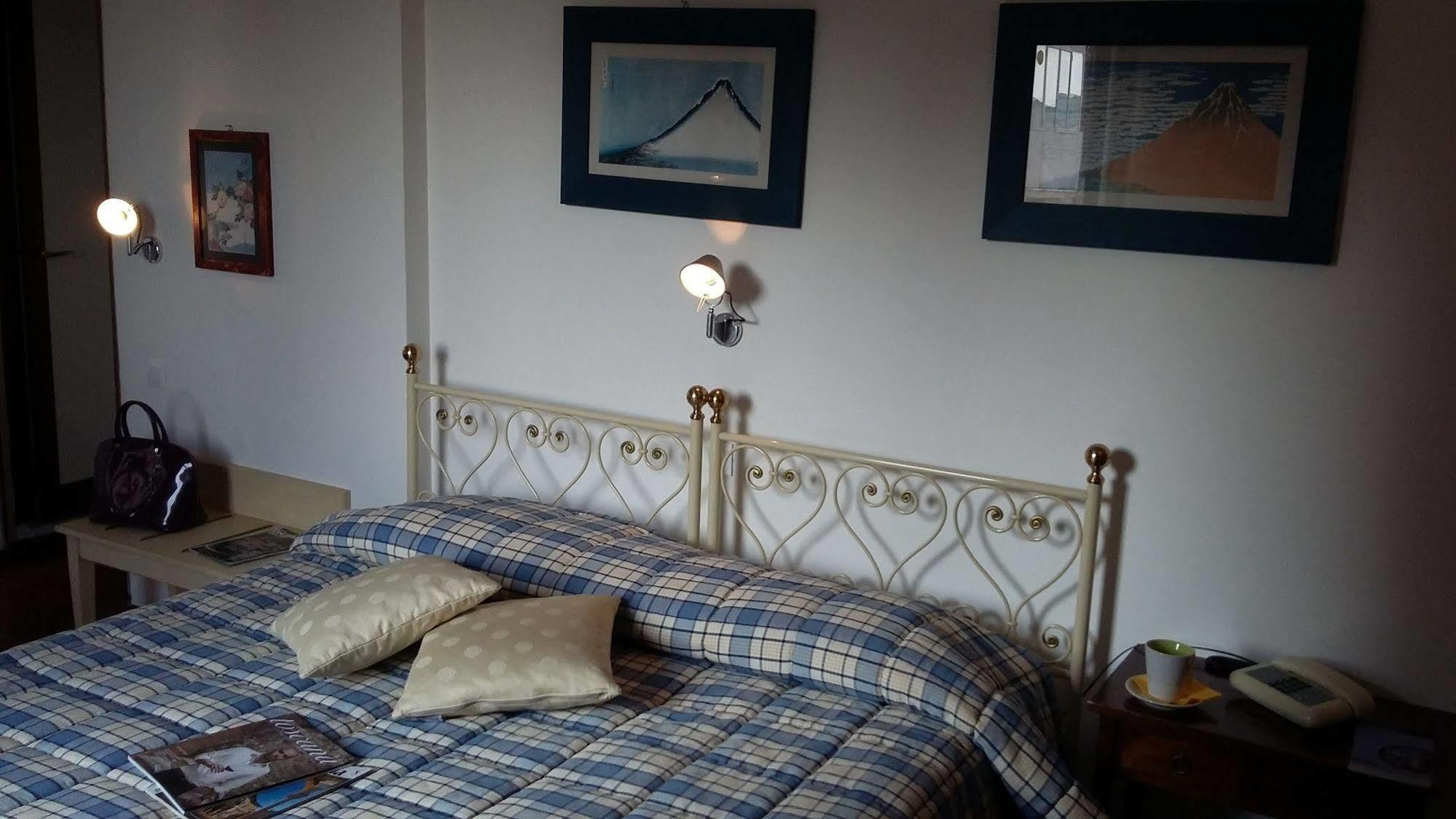 Hotel Porta Romana Di Luce Hotels เซียนา ภายนอก รูปภาพ