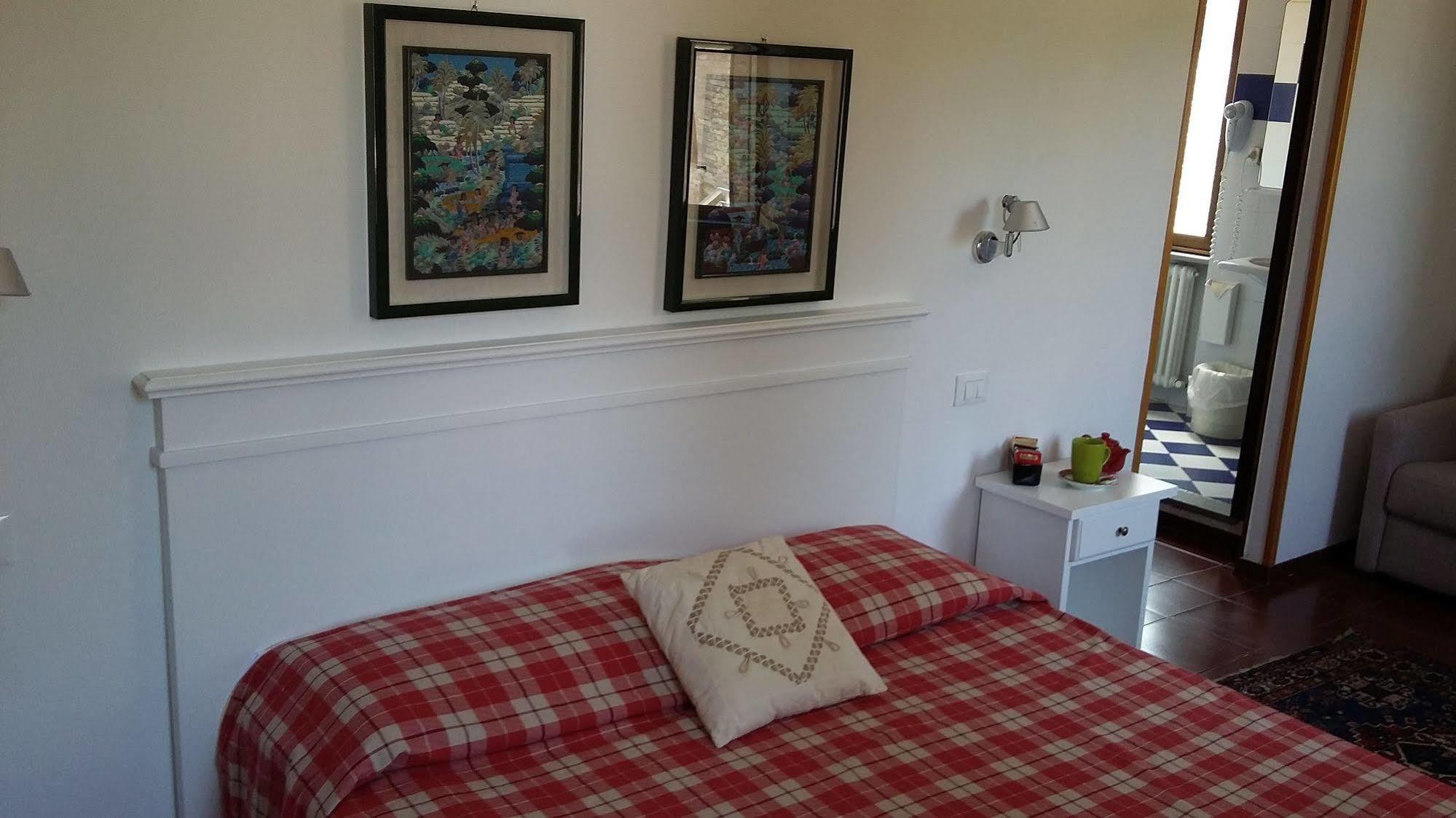 Hotel Porta Romana Di Luce Hotels เซียนา ภายนอก รูปภาพ