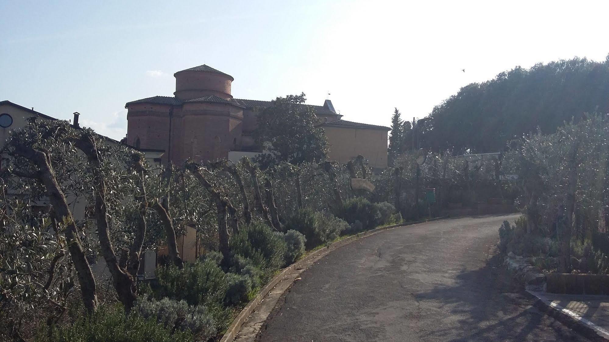 Hotel Porta Romana Di Luce Hotels เซียนา ภายนอก รูปภาพ